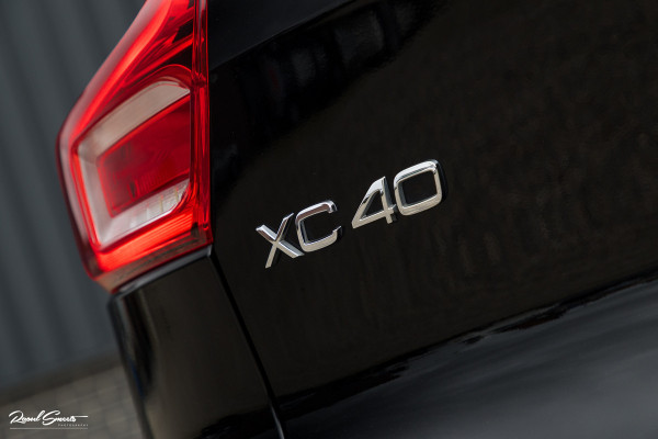 Volvo XC40 Recharge Plus 70 kWh | Adaptieve cruise | Blis | Full LED |