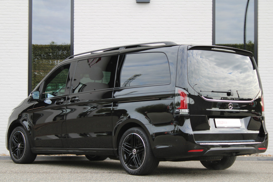 Mercedes-Benz V-Klasse 300d / AMG / Exclusive / DC / 4-matic / Luchtvering / Pano / Elec Stoelen / Burmester / Vol Opties / NIEUWSTAAT.