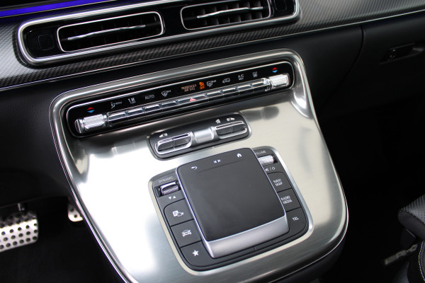 Mercedes-Benz V-Klasse 300d / AMG / Exclusive / DC / 4-matic / Luchtvering / Pano / Elec Stoelen / Burmester / Vol Opties / NIEUWSTAAT.