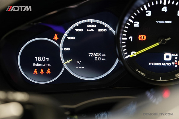 Porsche Cayenne Coupé 3.0 E-Hybrid Platinum Edition | Panorama | Trekhaak
