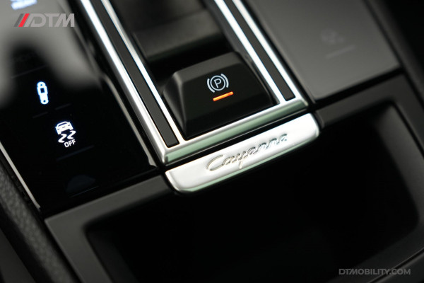 Porsche Cayenne Coupé 3.0 E-Hybrid Platinum Edition | Panorama | Trekhaak