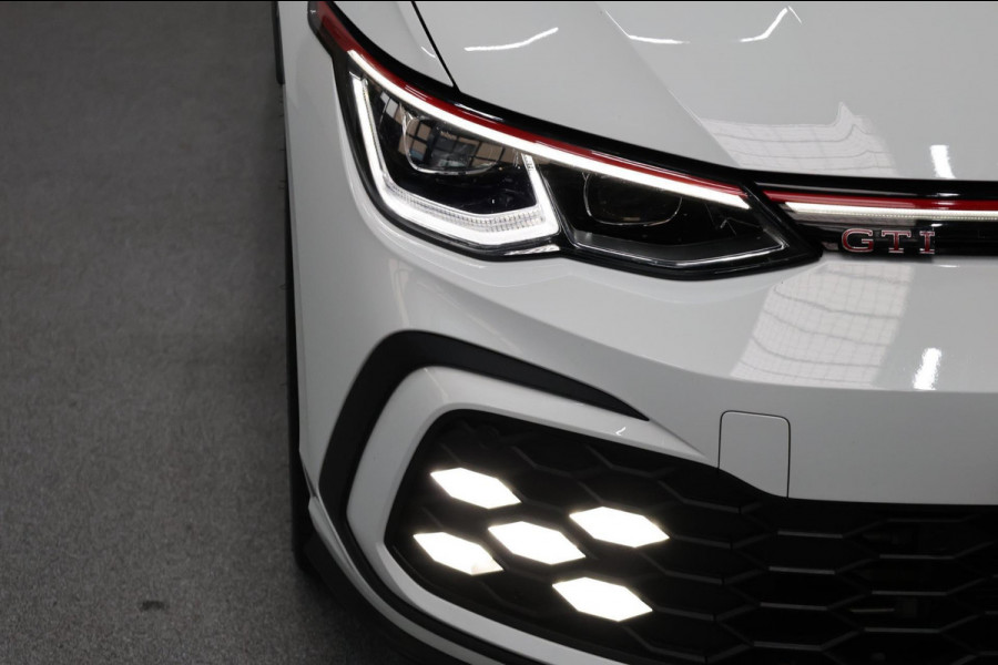 Volkswagen Golf 2.0 TSI GTI 245+PK LED+IQ/PANO/HALF LEDER+S.VERWARMING/19"/LINE/ACC/ECC/12 MND GARANTIE!
