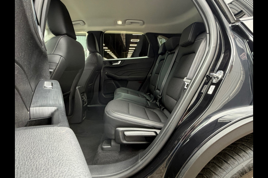 Ford Kuga 2.5 PHEV 225 Pk | Titanium | Navigatie |Cruise |Camera | Clima | Help display | Side assist.
