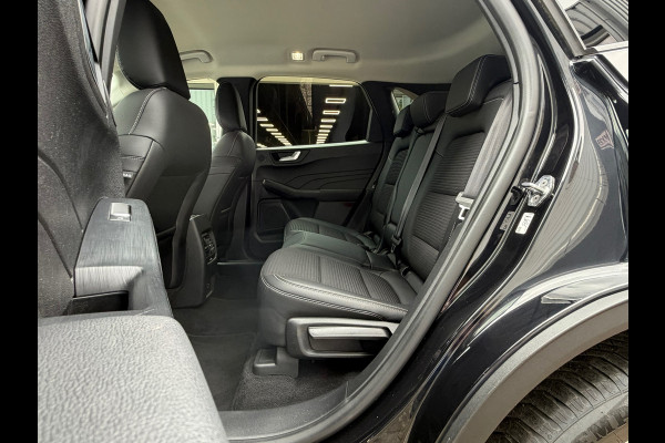 Ford Kuga 2.5 PHEV 225 Pk | Titanium | Navigatie |Cruise |Camera | Clima | Help display | Side assist.