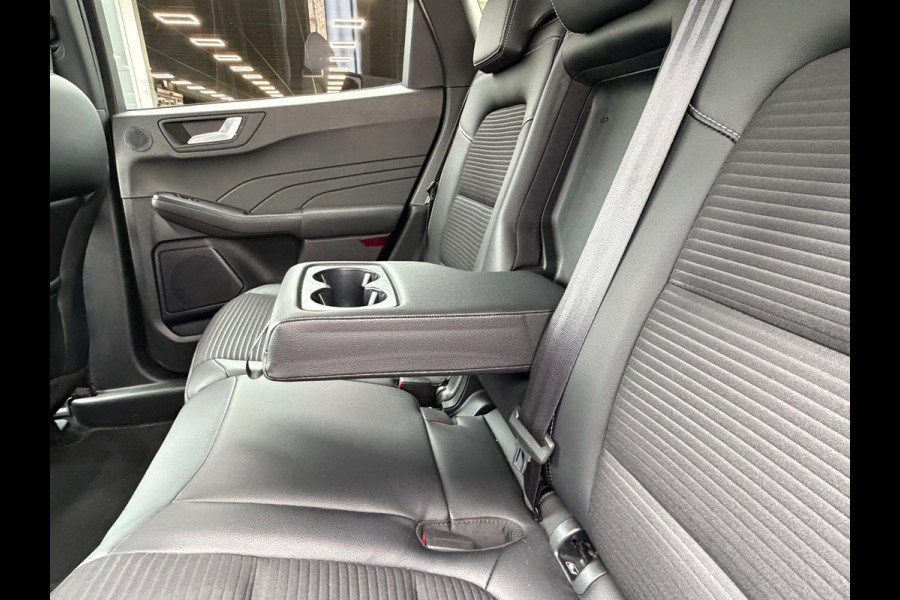 Ford Kuga 2.5 PHEV 225 Pk | Titanium | Navigatie |Cruise |Camera | Clima | Help display | Side assist.