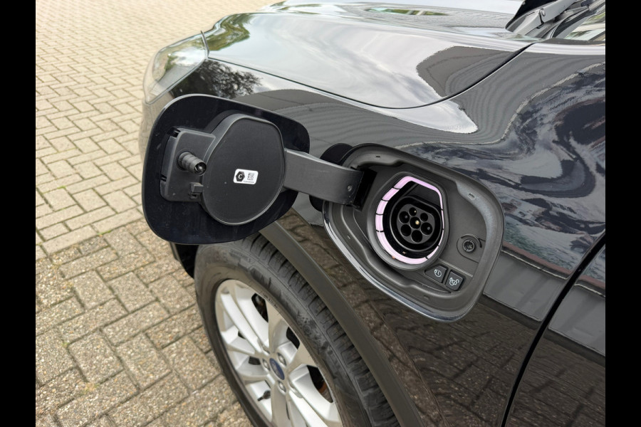 Ford Kuga 2.5 PHEV 225 Pk | Titanium | Navigatie |Cruise |Camera | Clima | Help display | Side assist.