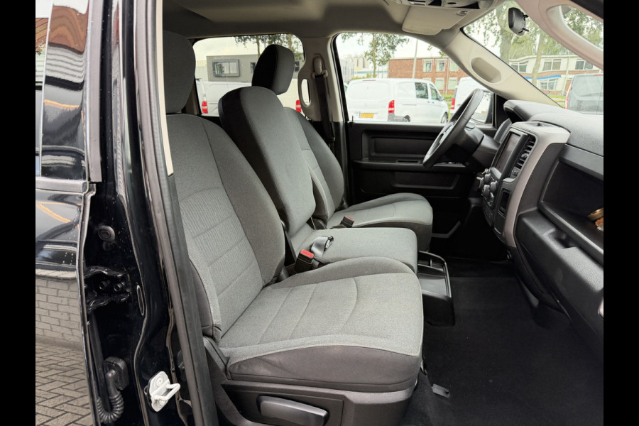 Dodge Ram 1500 CLASSIC 4x4 / Prins LPG / luchtvering achter / trekhaak 3500 kg / 5 persoons / lease vanaf € 619 / cruise en climate control / navigatie / vaste prijs rijklaar € 37.750 ex btw