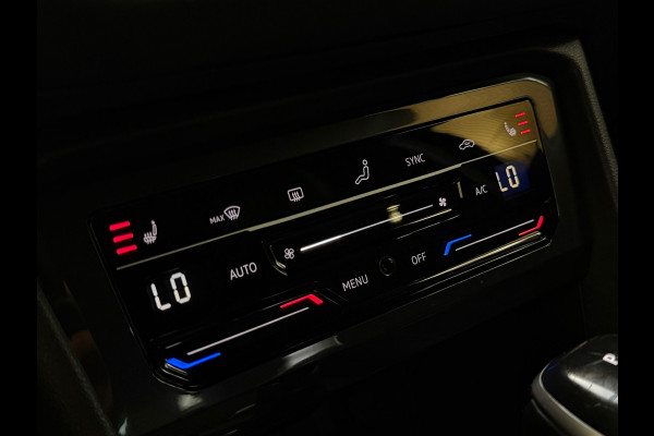 Volkswagen Tiguan 2.0 TSI R 4Motion PANO|AKRA|MEMORY|KEYLESS|TREKHAAK|IQ LIGHTS|VIRTUAL|CARPLAY|SFEERVERLICHTING|320PK|BOMVOL!