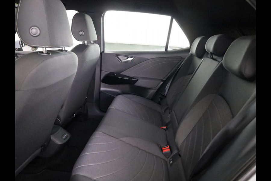 Volkswagen ID.3 Pro Business 59 kWh 204 pk | SOH 98% | Navigatie | Parkeersensoren (Park assist) | Achteruitrijcamera | Keyless | Matrix LED koplampen |