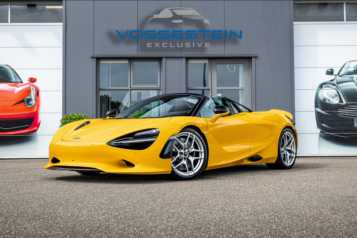 McLaren 750S Spider / Vulcano Yellow / Lift System / Elektrochromic Roof / Bowers & Wilkens Sound / Apple Carplay / 360 Camera