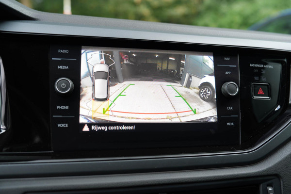 Volkswagen Polo 1.0 TSI R-Line | Panorama | ACC | Carplay | Camera | IQ Light