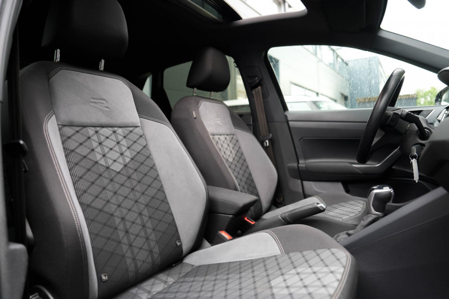 Volkswagen Polo 1.0 TSI R-Line | Panorama | ACC | Carplay | Camera | IQ Light