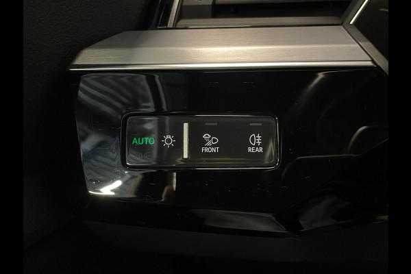 Audi e-tron E-Tron Quattro|BLACK EDITION|91% SOH|S-LINE|PANORAMADAK|1/2 LEDER|ACC|APPLE CARPLAY|STOELVERWARM.|MEMORY|NAP|NL-AUTO|