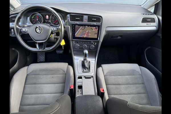 Volkswagen e-Golf ✓SOH 84,55%✓Carplay✓Navi✓LED✓Clima✓Cruise✓Pdc V+A✓Lm velgen✓N.A.P✓Apk tot 07-2027
