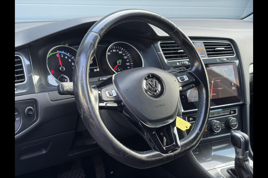 Volkswagen e-Golf ✓SOH 84,55%✓Carplay✓Navi✓LED✓Clima✓Cruise✓Pdc V+A✓Lm velgen✓N.A.P✓Apk tot 07-2027