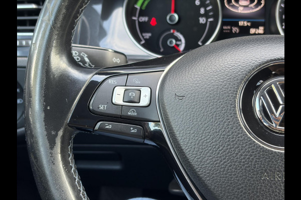 Volkswagen e-Golf ✓SOH 84,55%✓Carplay✓Navi✓LED✓Clima✓Cruise✓Pdc V+A✓Lm velgen✓N.A.P✓Apk tot 07-2027