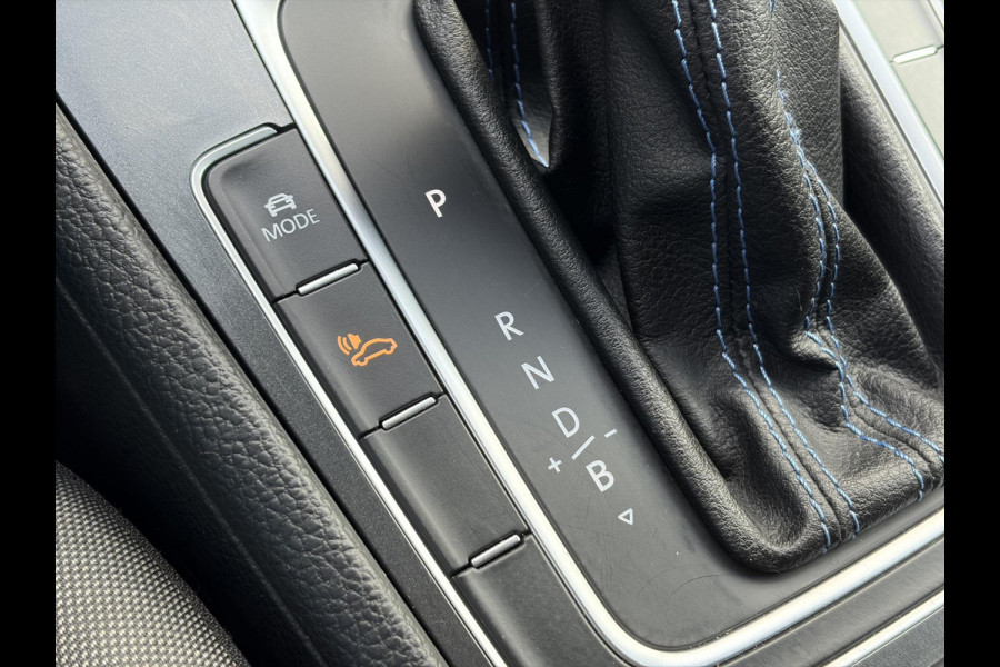 Volkswagen e-Golf ✓SOH 84,55%✓Carplay✓Navi✓LED✓Clima✓Cruise✓Pdc V+A✓Lm velgen✓N.A.P✓Apk tot 07-2027