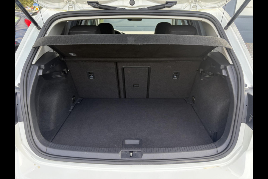 Volkswagen e-Golf ✓SOH 84,55%✓Carplay✓Navi✓LED✓Clima✓Cruise✓Pdc V+A✓Lm velgen✓N.A.P✓Apk tot 07-2027