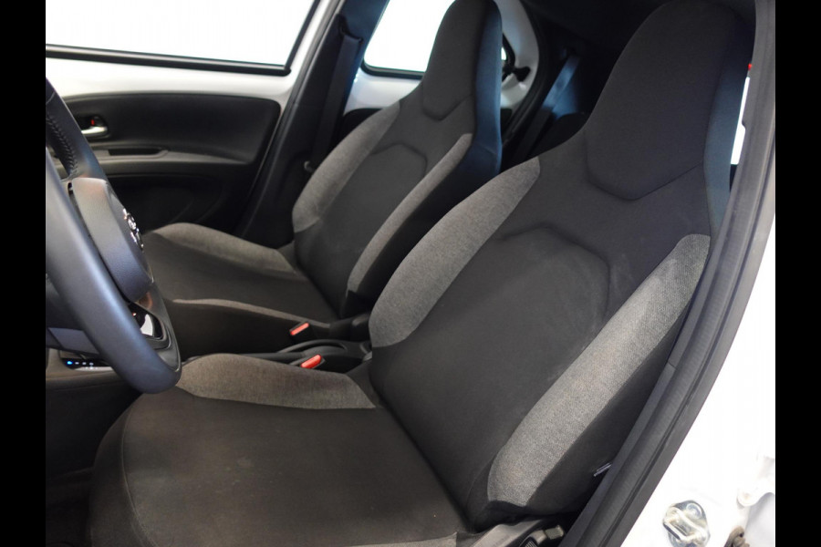 Toyota Aygo X 1.0 VVT-i S-CVT Automaat Play Airco Adaptive Cruise Control Carplay Navi Achteruitrij Camera