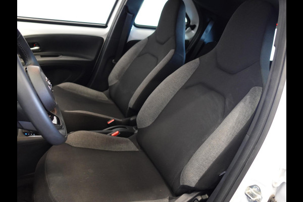 Toyota Aygo X 1.0 VVT-i S-CVT Automaat Play Airco Adaptive Cruise Control Carplay Navi Achteruitrij Camera