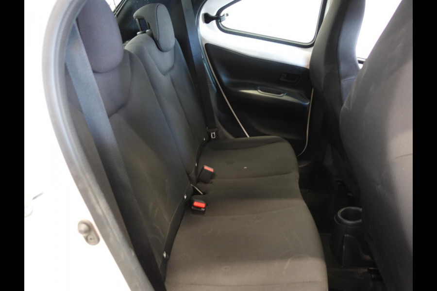 Toyota Aygo X 1.0 VVT-i S-CVT Automaat Play Airco Adaptive Cruise Control Carplay Navi Achteruitrij Camera