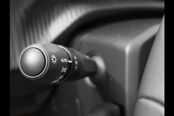 Peugeot e-208 EV Allure Pack 50 kWh Warmtepomp Navigatie Apple Carplay Android Auto Parkeerhulp Cruise Control Full Led Climate Control Lichtmetalen velgen