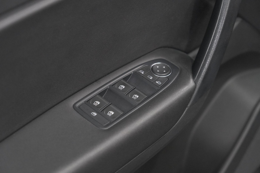 Renault Captur TCe 100 Zen | Trekhaak | Climate Control | Parkeersensoren | Apple Carplay