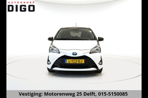 Toyota Yaris 1.5 HYBRID BLACK & WHITE GARANTIE TOT 2030! CLIMAT CONTROLL. ACHTERUITRIJ CAMERA . SLECHTS 58.000 KM GEREDEN!