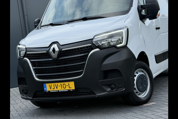 Renault Master 2.3 dCi 135 PK / L1H1 / 19.857 KM! / 2.5 TONS TREKHAAK / IMPERIAAL / CAMERA / 1e EIG. / CRUISE / AIRCO / 3-ZITS