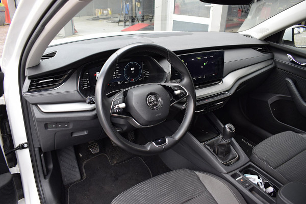 Škoda Octavia 1.0 TSI Business Edition | Apple CarPlay | Sportstoelen | Climate | Cruise
