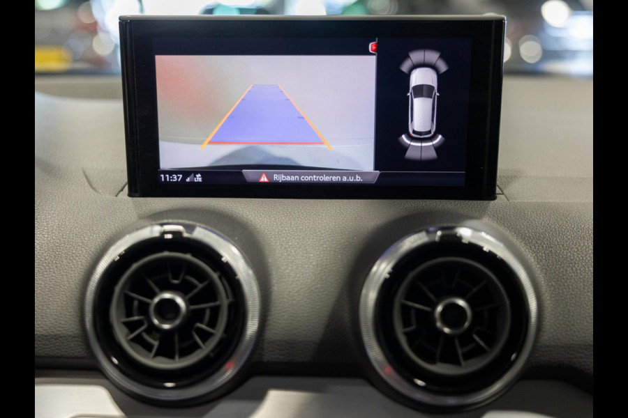 Audi Q2 30 TFSI 2x S-Line Edition / 110pk / NAP / Achteruitrij camera / Automatische klimaatregeling /