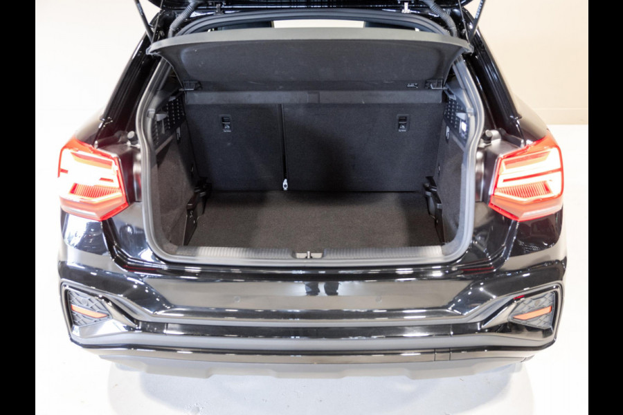 Audi Q2 30 TFSI 2x S-Line Edition / 110pk / NAP / Achteruitrij camera / Automatische klimaatregeling /