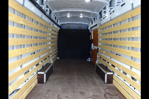 Ford Transit 350 2.0 TDCI L4H3 Trend RWD AIRCO 3 ZITPLAATSEN