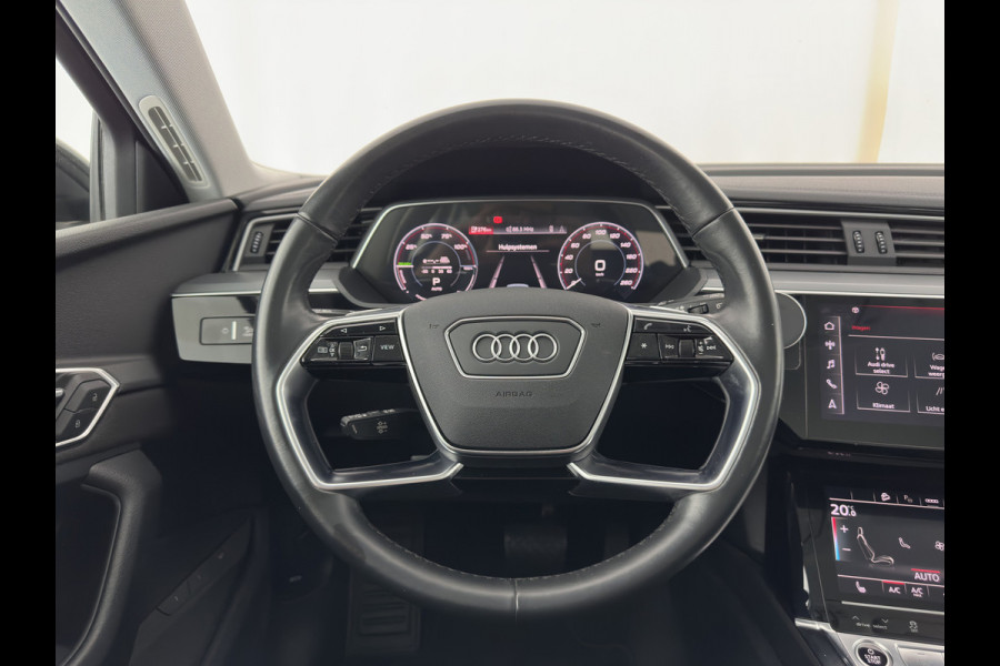Audi e-tron 55 Quattro Advanced Edition 95 kWh [3-Fase-11kW] {SoH-94%} (INCL-BTW) Aut.*HEATPUMP | FULL-LED | DIGI-COCKPIT | KEYLESS | MEMORY-PACK | CAMERA | NAVI-FULLMAP | SHIFTPADDLES | DAB+ | HEATED-COMFORTSEATS | CRUISE | DRIVE-SELECT | 20''ALU*