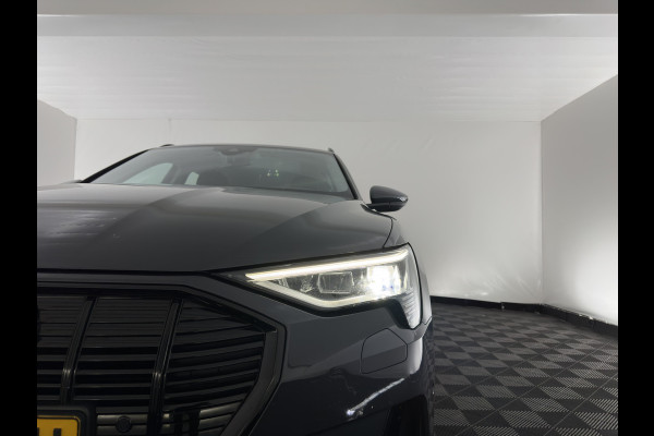 Audi e-tron 55 Quattro Advanced Edition 95 kWh [3-Fase-11kW] {SoH-94%} (INCL-BTW) Aut.*HEATPUMP | FULL-LED | DIGI-COCKPIT | KEYLESS | MEMORY-PACK | CAMERA | NAVI-FULLMAP | SHIFTPADDLES | DAB+ | HEATED-COMFORTSEATS | CRUISE | DRIVE-SELECT | 20''ALU*