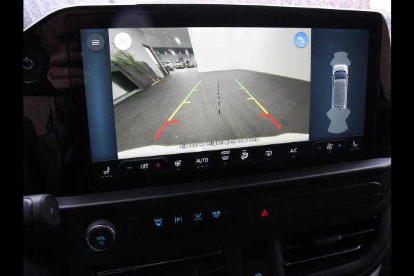 Ford E-Transit Custom 340 L2H1 Limited 65 kWh 8 persoons Adaptieve cruise control Airco Lichtmetalen Velgen Extra getint glas Camera Navigatie Apple Carplay/ Android Auto
