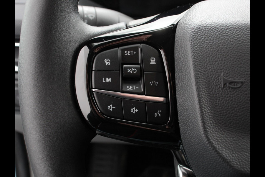 Ford E-Transit Custom 340 L2H1 Limited 65 kWh 8 persoons Adaptieve cruise control Airco Lichtmetalen Velgen Extra getint glas Camera Navigatie Apple Carplay/ Android Auto