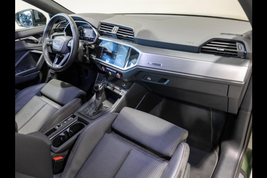 Audi Q3 Sportback 45 TFSI e S-Line Edition / 245pk / NAP / Achteruitrij camera / Trekhaak / Dodehoek herkenning /