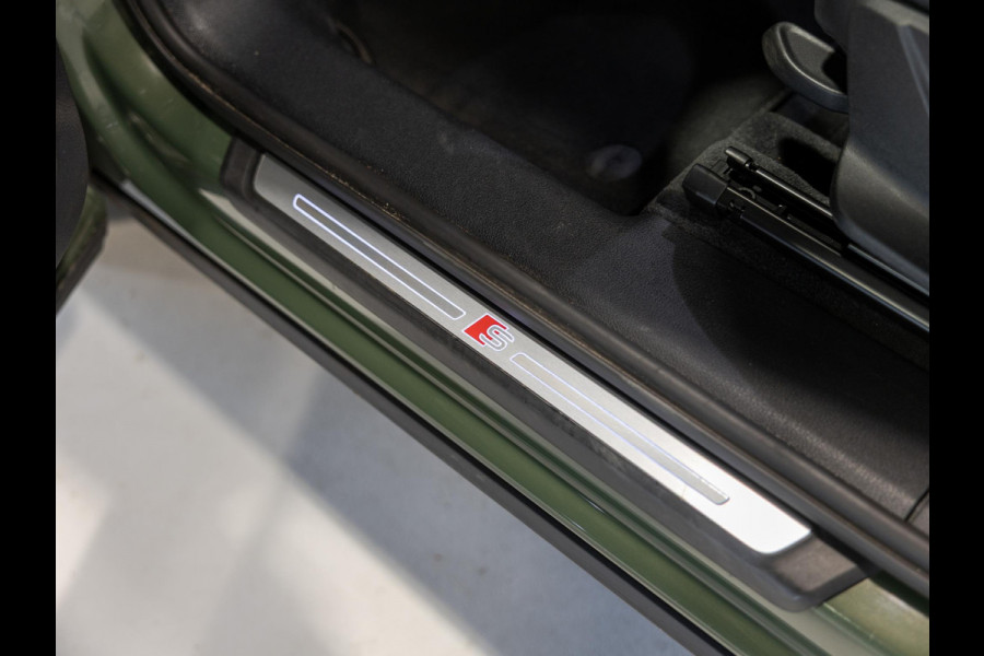 Audi Q3 Sportback 45 TFSI e S-Line Edition / 245pk / NAP / Achteruitrij camera / Trekhaak / Dodehoek herkenning /