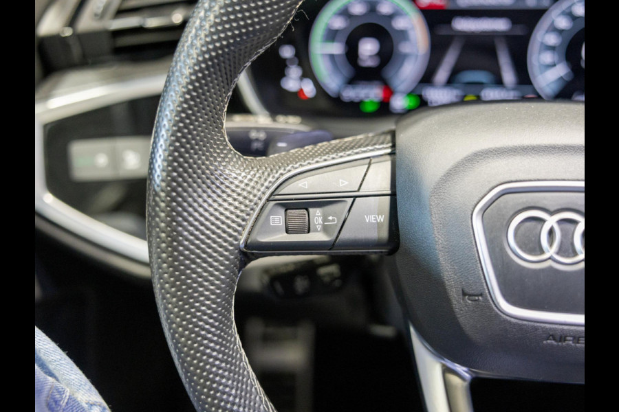 Audi Q3 Sportback 45 TFSI e S-Line Edition / 245pk / NAP / Achteruitrij camera / Trekhaak / Dodehoek herkenning /