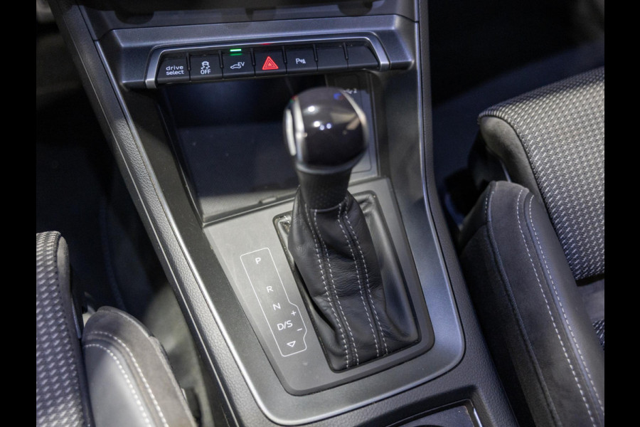 Audi Q3 Sportback 45 TFSI e S-Line Edition / 245pk / NAP / Achteruitrij camera / Trekhaak / Dodehoek herkenning /
