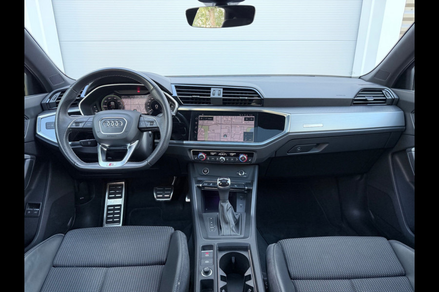 Audi Q3 Sportback 45 TFSI e S Edition Pano/Sfeer/Keyless/Matrix