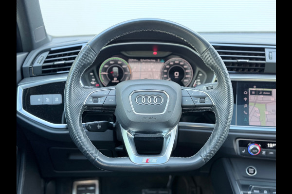 Audi Q3 Sportback 45 TFSI e S Edition Pano/Sfeer/Keyless/Matrix