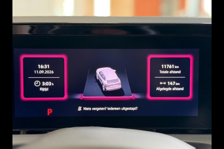 Volkswagen Tiguan 1.5 eHybrid R-Line Edition, Panoramadak, HUD, Massage Stoelen, Trekhaak, 360 Camera
