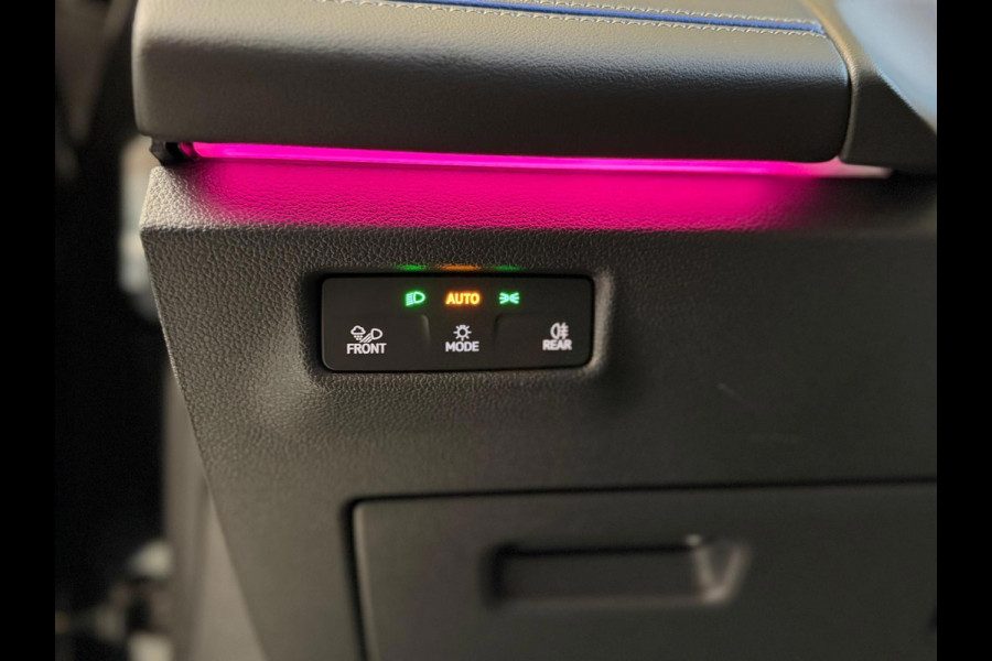 Volkswagen Tiguan 1.5 eHybrid R-Line Edition, Panoramadak, HUD, Massage Stoelen, Trekhaak, 360 Camera
