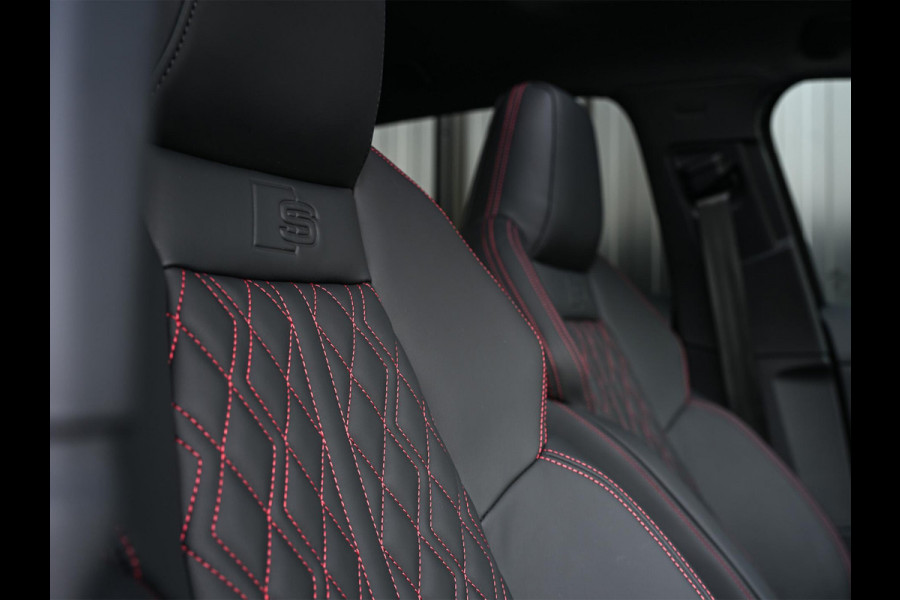 Audi A3 Sportback 45 TFSI e S edition Competition | Panoramadak | 5 jr Garantie | HUD | Sonos Sound | Camera | Ambiance interieur | Active Cruise | S-Seats + Memory | Stoelverwarming | Keyless |