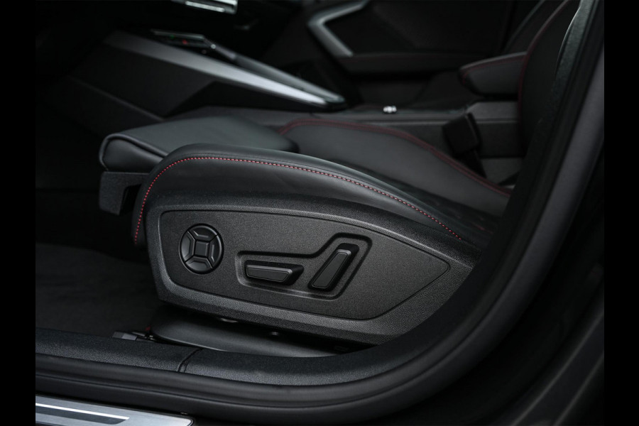 Audi A3 Sportback 45 TFSI e S edition Competition | Panoramadak | 5 jr Garantie | HUD | Sonos Sound | Camera | Ambiance interieur | Active Cruise | S-Seats + Memory | Stoelverwarming | Keyless |