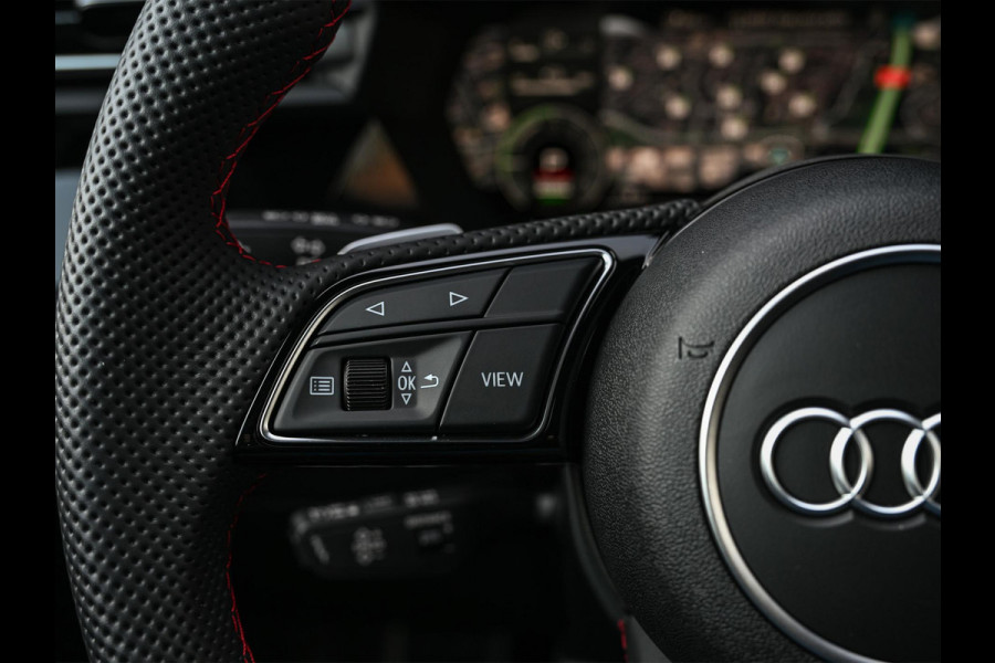 Audi A3 Sportback 45 TFSI e S edition Competition | Panoramadak | 5 jr Garantie | HUD | Sonos Sound | Camera | Ambiance interieur | Active Cruise | S-Seats + Memory | Stoelverwarming | Keyless |