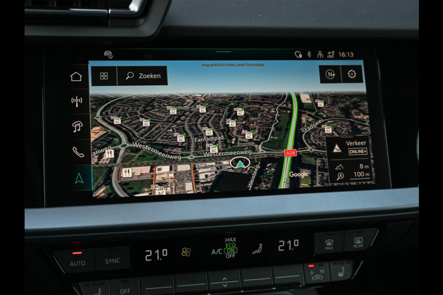 Audi A3 Sportback 45 TFSI e S edition Competition | Panoramadak | 5 jr Garantie | HUD | Sonos Sound | Camera | Ambiance interieur | Active Cruise | S-Seats + Memory | Stoelverwarming | Keyless |