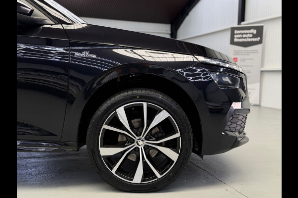 Škoda Kamiq 1.5 TSI Monte Carlo Pano CarPlay Camera